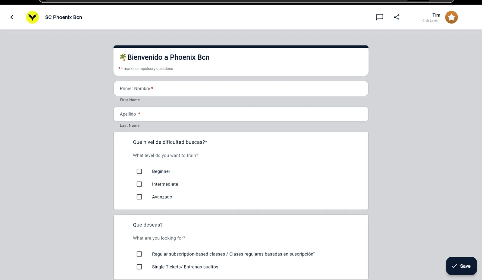 Il modulo di onboarding di un club mentre il membro lo compila, con i campi nome obbligatori e domande a scelta multipla