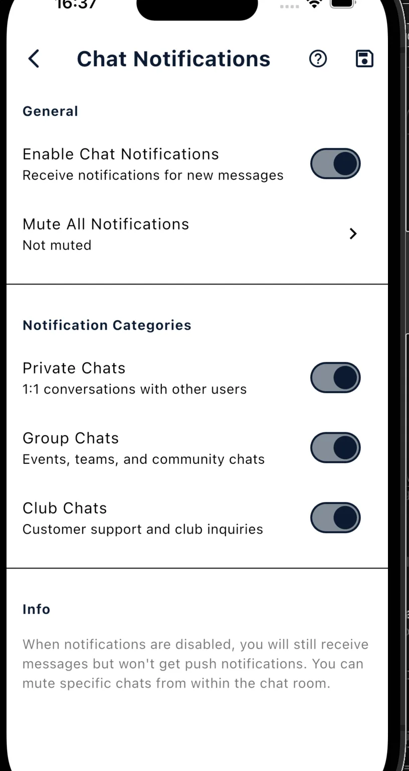 La schermata Chat Notifications: l'interruttore principale Enable Chat Notifications, Mute All Notifications e gli interruttori di categoria Private Chats, Group Chats e Club Chats